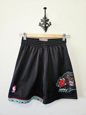 Mitchell & Ness Hardwood Classics Vancouver Grizzlies Shorts Size S Boys 8 NBA